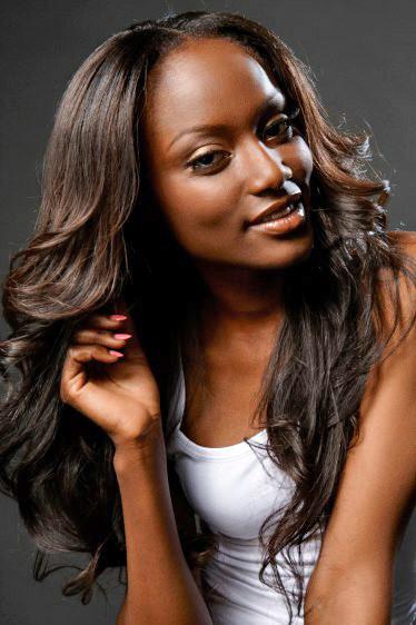 woman wearing straight brazilian hair extensions